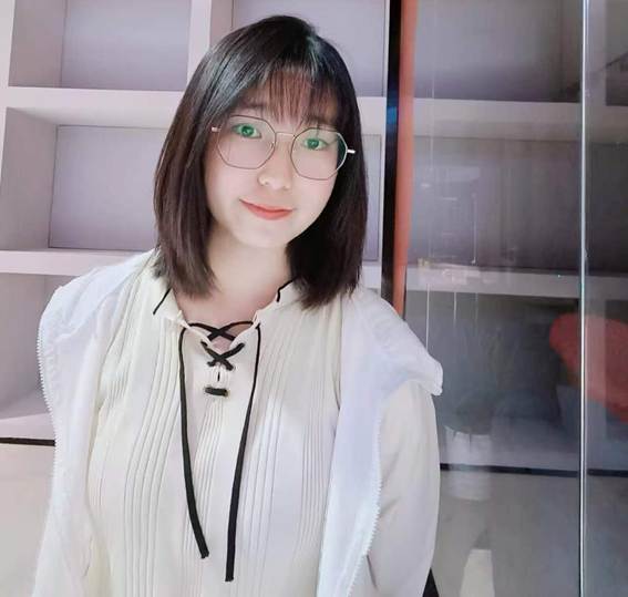 第1题_秦荣璐_20251119_b88c5e5a5827498f1e22da771ccb1956_compress_1